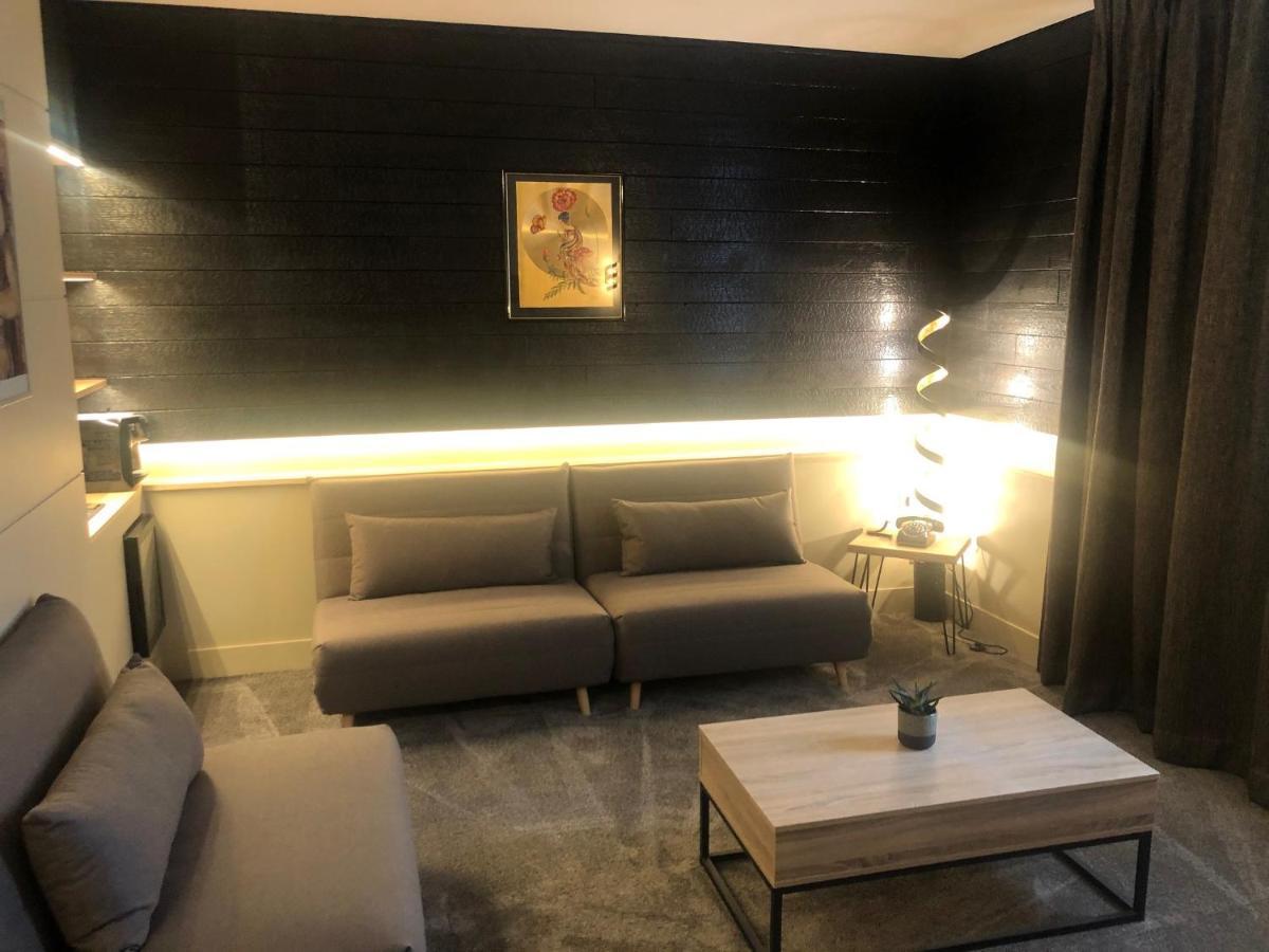 Logis Hotel Et Spa Chez Camillou Aumont-Aubrac Ngoại thất bức ảnh