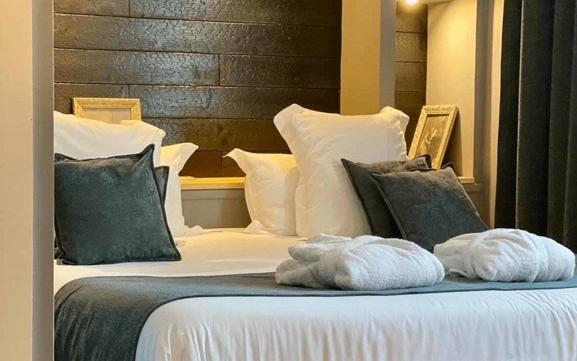 Logis Hotel Et Spa Chez Camillou Aumont-Aubrac Phòng bức ảnh